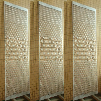 لوحة التغطية الجدارية للستائر المنسوجة من الألومنيوم لتزيين شاشات المباني