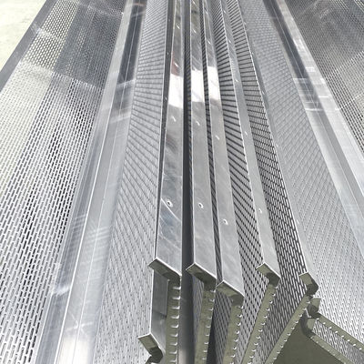 قطع بالليزر تصميم خاص أوراق الألومنيوم المنفوشة مخصصة لتزيين شاشة واجهة التهوية